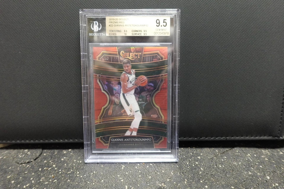 Giannis Antetokounmpo 2019-20 Select Prizm Red 16/199 Red Milwaukee Bucks Foto 1 de 4