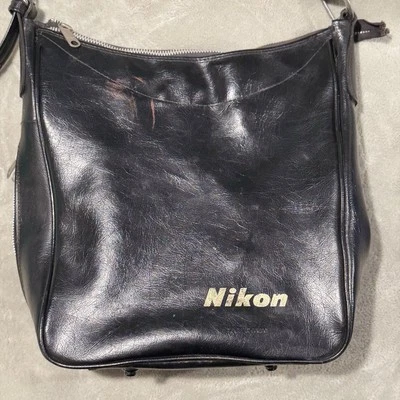 Bolso de mano vintage de cuero Nikon años 90 estilo diseñador cámara con cremallera Foto 1 de 4
