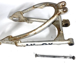 99 Yamaha PW 80 PW80 OEM Rear Swingarm Swing Arm Suspension bolt & nut - Picture 1 of 14