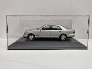 RARE HERPA 070348 Mercedes E280 Elegance W210 1/43 MIB in replacement cabinet - Picture 1 of 10