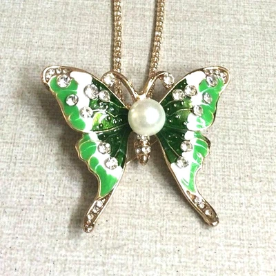 Broche Colgante Mariposa Perla Cristal Verde Betsey Johnson en Collar Dorado Nuevo Foto 1 de 3