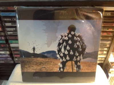 PINK FLOYD DELICATE SOUND OF THUNDER CLASSIC ROCK VINYL '88 COLIMBIA OG 2XLP OOP - Image 1 of 4