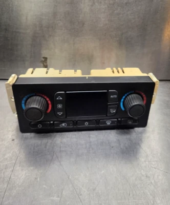 05-06 GMC Envoy XL XUV GM Control de temperatura automático delantero CJ2 OEM 15814152 Foto 1 de 4