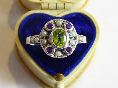 Fine Silver Suffragette style Real Peridot, Amethyst & Pearl Ring — 第 1/4 张图片