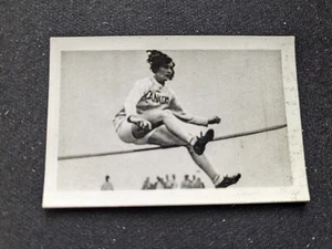 Tarjeta fotográfica deportiva Bulgaria 1932 # 14 Ethel Catherwood - atletismo (EX) - Imagen 1 de 3