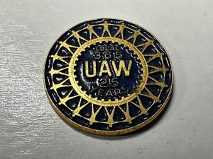 Vintage UAW United Auto Workers Local 365 25 Year Service Lapel Hat Pin Tack - Picture 1 of 2