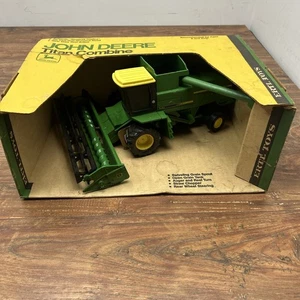 RARE John Deere Titan COMBINE 1/24 NIB ERTL Yellow Top Box Grain Platform - Picture 1 of 24