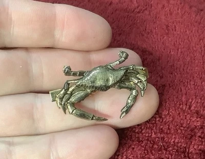 Vintage Life Like Blue Crab Gold Tone Tie Bar Clip by Jolle Excellent Condition - Image 1 of 3