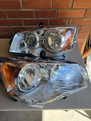Faros Feberg DGCR11 00 Dodge Grand Caravan faros por favor leer Foto 1 de 4
