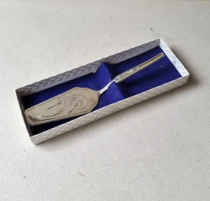 Vintage 1960's Grosvenor Gaye Silver Plate A1 Cake Lifter Original Box - Picture 1 of 9