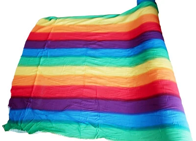 Regenbogen Farbig 140 CM Breit Viskose Handwerk Nähen Kleid Blumen Stoff Von M - Bild 1 von 4