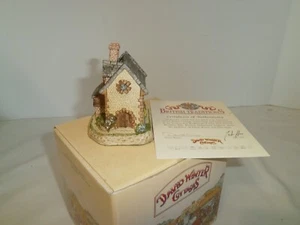 1993 David Winter Cottages British Traditions Guy Fawkes November w/ Box &COA - Picture 1 of 8