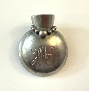 Vintage Brosche Anstecknadel silberfarben Monogramm HAS Vase Design Tracht Nachlass - Bild 1 von 10