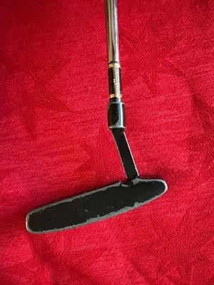 Slotline Putter⛳RH ~36” tall, Stainless Steel Shaft Slotline Soft Cushion Grip - Image 1 of 4