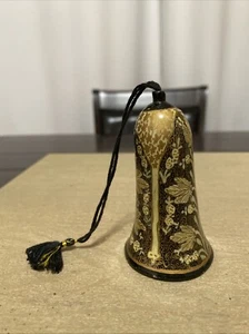 "Adorno de campana floral de madera hecho en la India hecho a mano pintado a mano 3 1/4""" - Imagen 1 de 13