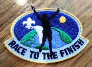 Vintage Uniform Patch Boy Scout Bsa Race To The Finish - Picture 1 of 1