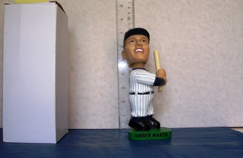 2003 ROGER MARIS SGA BOBBLEHEAD COLUMBUS CLIPPERS N.Y. YANKEES MINT VERY RARE ! Cover