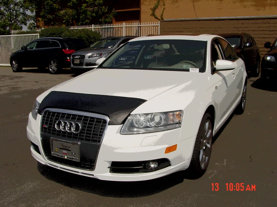 Sujetador de capó deportivo personalizado Colgan para Audi A6 2005-2008 sedán y vagón Foto 1 de 1