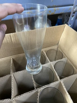 6 vasos de cerveza gigantes Libbey 23 oz nuevos y nunca usados antes Foto 1 de 4