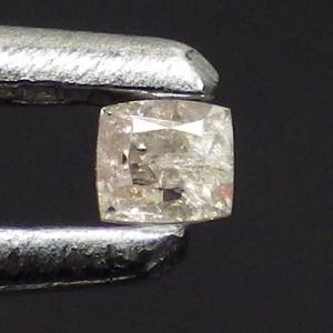 0.04 Ct Dazzling Radiant (1 x 1 MM) Natural Argyle Fancy Purplish Pink Diamond - Foto 1 di 7