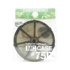 Daiichi #33299 Parts Case 75R 6 Pockets 75 mm Green (2994) - Afbeelding 1 van 6