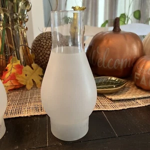 Vtg Clear Glass Kerosene/Oil Lamp Chimney Globe 8.75”Tall 2.75”Fitter Base (1) - Bild 1 von 2