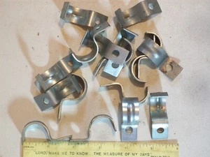 Electric CONDUIT STRAP CLAMP 3/4 EARL MADE IN USA NOS ONE HOLE - Picture 1 of 3
