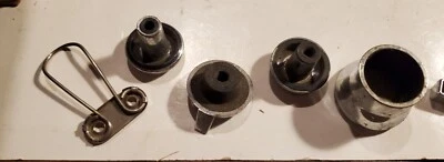 Old 1969? 1970-72? Chevrolet Chevelle Malibu Dash Trim Kno Heater Knobs Lock - Imagem 1 de 4