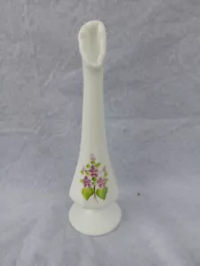 Vintage Fenton White Milk Glass Bud Vase Hand Painted Signed - Picture 1 of 3