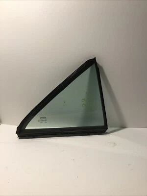 2015-2017 Toyota Camry Le Passenger Side Rear Right Vent Glass Window Oem - Imagem 1 de 4