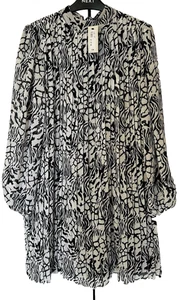ZARA - SIZE 10 - BNWT - BLACK & WHITE PLEATED SMOCK TUNIC DRESS - HIGH NECK - Picture 1 of 19