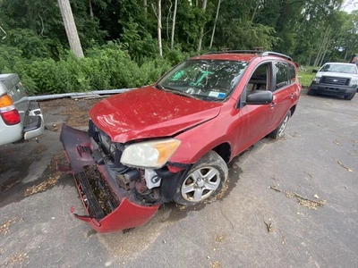 Alternador usado compatible con: Toyota Rav4 2009 100 amperios 4 cilindros motor 2ARFE grado C Foto 1 de 4