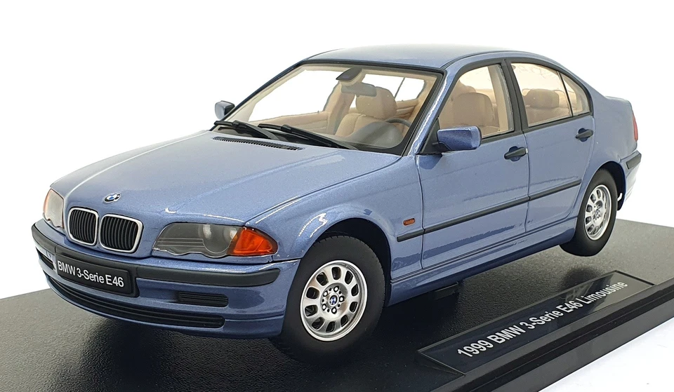 Limusine KK escala 1/18 fundido KKDC181432 - 1999 BMW 3-Series E46 - Azul - Imagem 1 de 4
