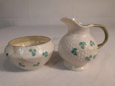 Excelente trébol Belleek Ireland mini crema y azucarero abierto conjunto antiguo  Foto 1 de 4