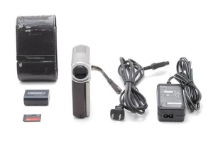 [Casi COMO NUEVO con Estuche] Videocámara digital de alta visión Sony HDR-TG1 HD JAPÓN - Imagen 1 de 8