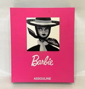 🌟Assouline Barbie 50 aniversario juego de libros y cajas de tapa dura de gran tamaño - Imagen 1 de 6
