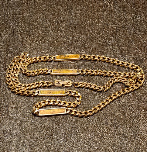 Collana Vintage Givenchy Catena Oro Logo G Smalto Arancione Stazione Lunga 36" Firmata