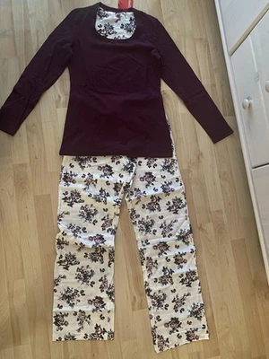 Esprit Schlafanzug Gr.36,weiss,bordeaux,Blumenmuster,neu mit Etikett - Bild 1 von 4