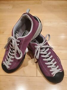 SCARPA Women's Mojito Lightweight Shoes for Hiking Walking sz 7.5 Purple Suede
