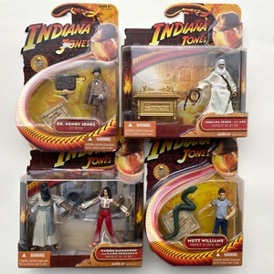 Figuras de acción Hasbro 2008 Indiana Jones Last Crusade Raiders Ark Dr. Henry 3,75 - Imagen 1 de 9