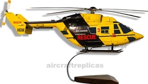 MBB-Kawasaki BK117B-2 GCH Luftfahrt Holz Hubschrauber Modell - Bild 1 von 1