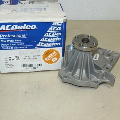 ACDELCO 252-1003 PROFESSIONAL WATER PUMP NEW - NO GASKET  - Image 1 of 3