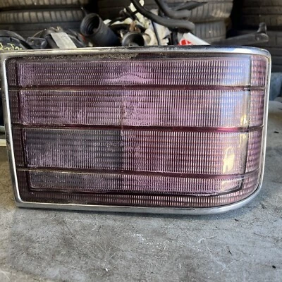 Conjunto de luz trasera izquierda Jaguar XJ6 1990-1994 DBC 3395 Foto 1 de 3