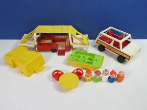 992 vintage FISHER PRICE FP PLAY FAMILY CAR CAMPER figure little people 1979 - Picture 1 of 9
