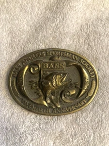 1987 B.A.S.S. BASSMASTERS Bassangler Sportsman Society 20th Year GÜRTELSCHNALLE - Bild 1 von 2
