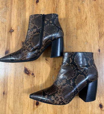 Jeffrey Campbell Final Ankle Bootie Boots Size 7.5 Brown Snake Print Pointed Toe - Image 1 of 4