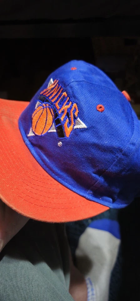 Sombrero de los New York Knicks 1995 restaurado de colección usado. Talla única para todos. NBA. Snapback Foto 1 de 4