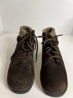 Botines al tobillo vintage años 90’s de gamuza con hebilla talla 5 1/2 Foto 1 de 4