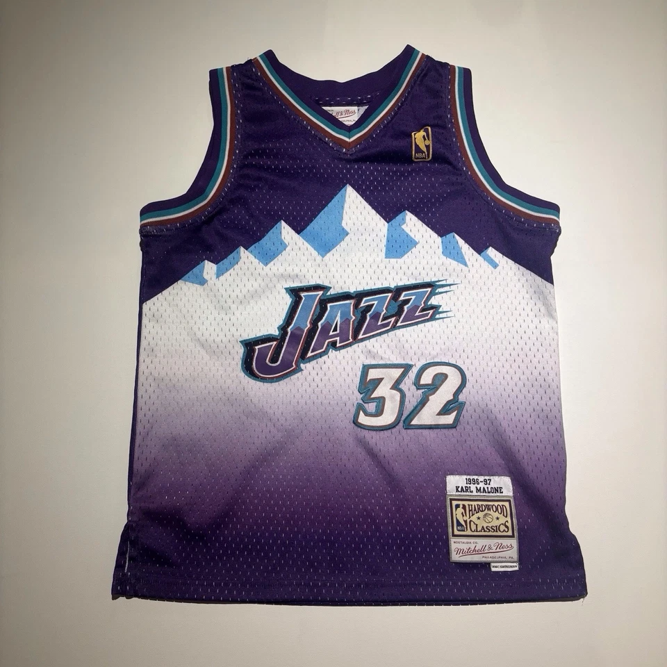 Kids Karl Malone Jersey Mitchell And Ness Hardwood Classics M 10/12 - Image 1 of 4