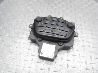 Honda GL1800 2002 01-05 Goldwing Radio Receptor Estéreo Unidad de Control Botón Foto 1 de 4